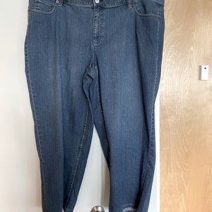 Liz Claiborne boyfriend fit crop jeans